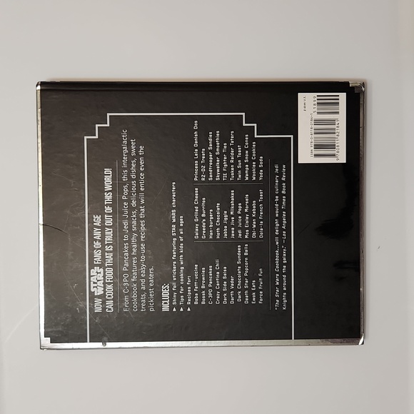 The Star Wars Cookbook: Wookies Cookies and other Galactic Recipes - Picture 2 of 4